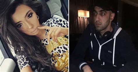 is chloe khan married